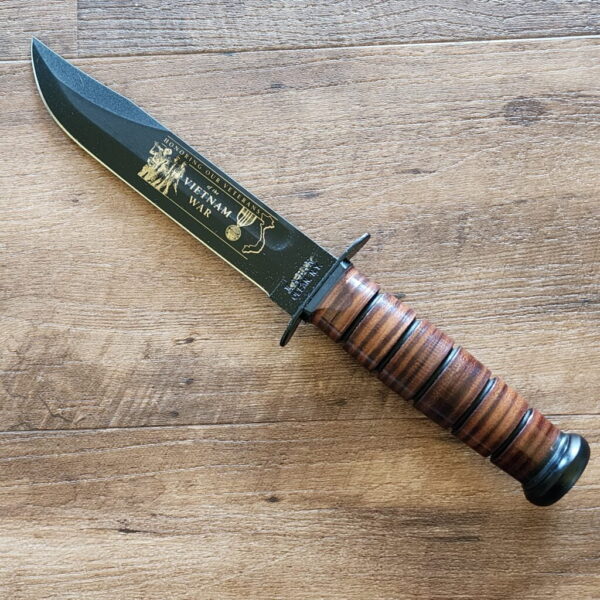 Ka-Bar Knives USA Vietnam Navy Knife cosmetic second. knives for sale