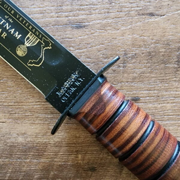 Ka-Bar Knives USA Vietnam Navy Knife cosmetic second. knives for sale