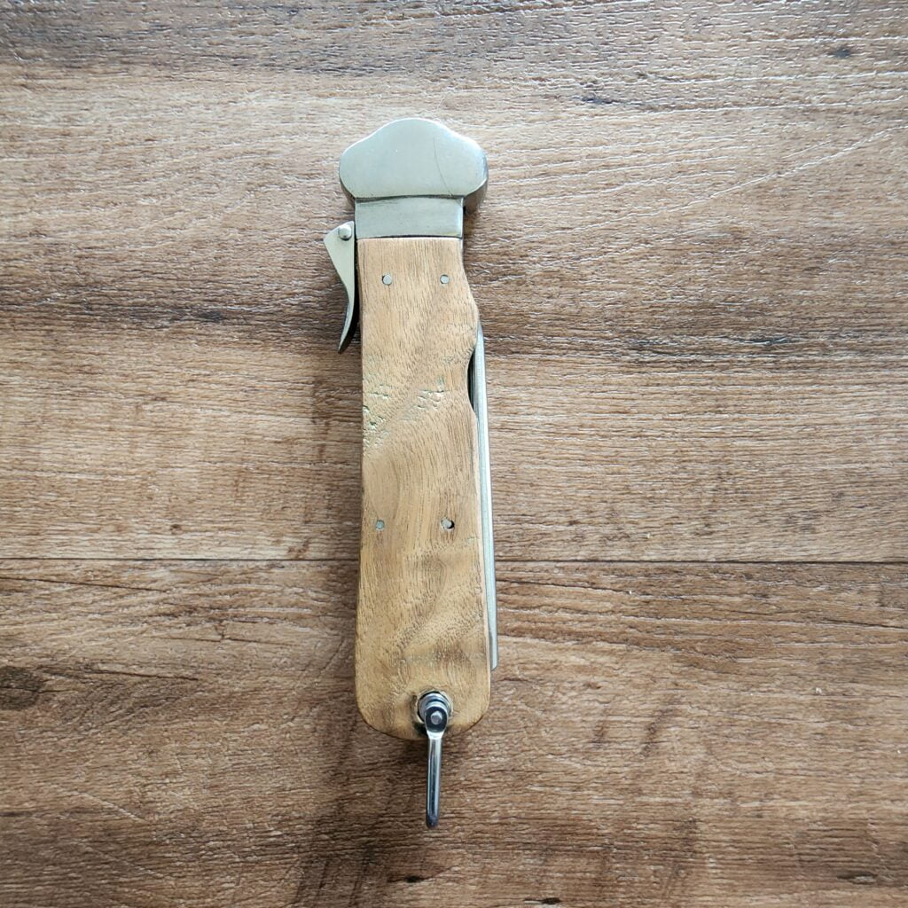 WWII Luftwaffe Paratrooper Gravity Knife. Hight quality reproduction, this version made to come apart. – gallery image 2
