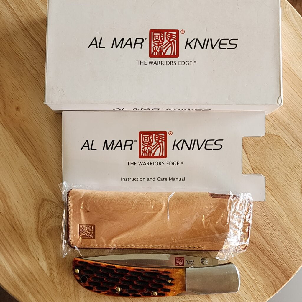 Al Mar Knives Honey Jigged Bone Classic Collection Hawk AMK 7006 4" Traditional Satin Honey Bone – gallery image 3
