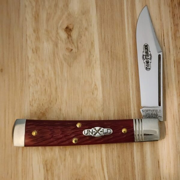 GEC #941121 Garnet Jigged Bone – gallery image 1