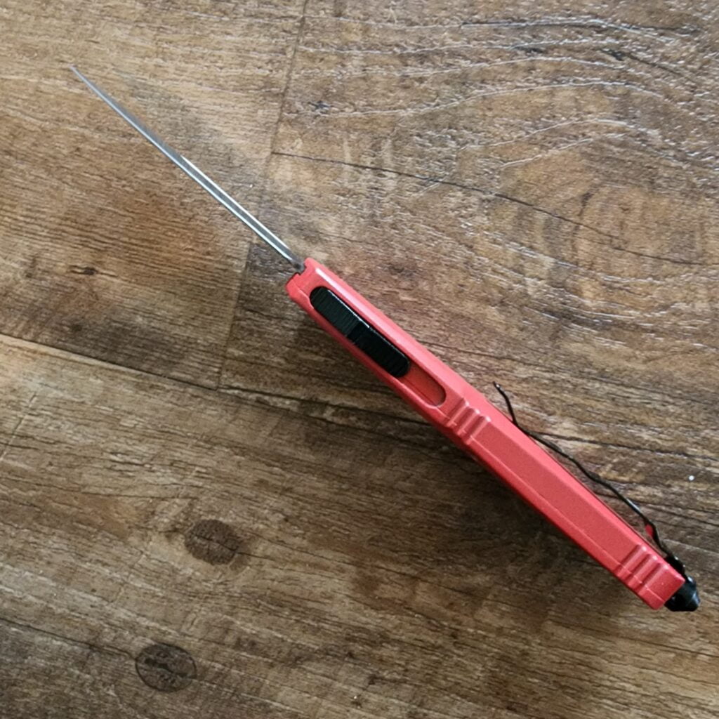 Cobratec Red D2 Large Red FS -3 (light carry marks on pocket clip) – gallery image 5