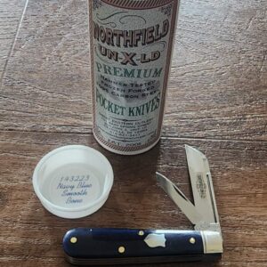 Great Eastern Cutlery #331220Antique Yellow Jigged Bone Conductor (1 of 8)
