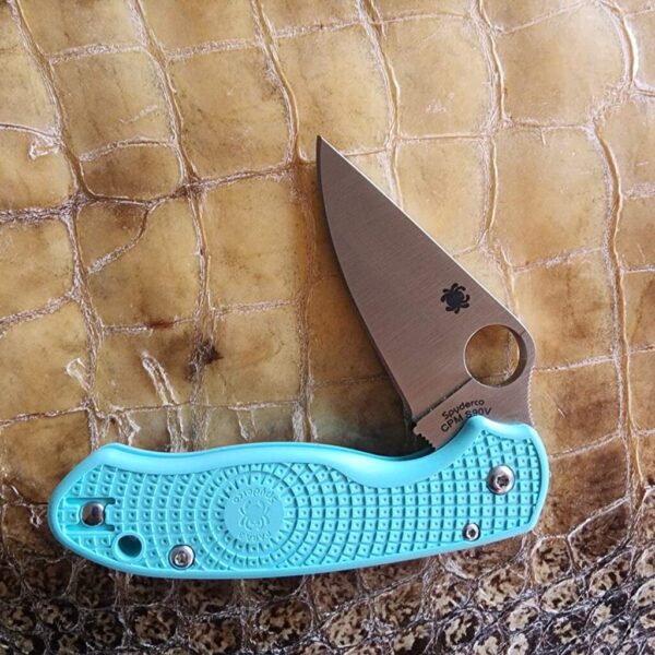 Spyderco Para 3 Lightweight (Teal!, s90v, BNIB) – gallery image 1