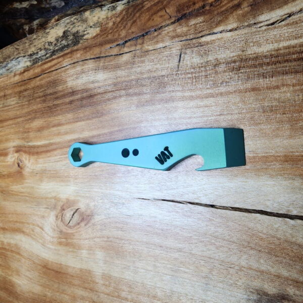 Titanium Mini Pry Bar with Beautiful Heat Treat Patina knives for sale