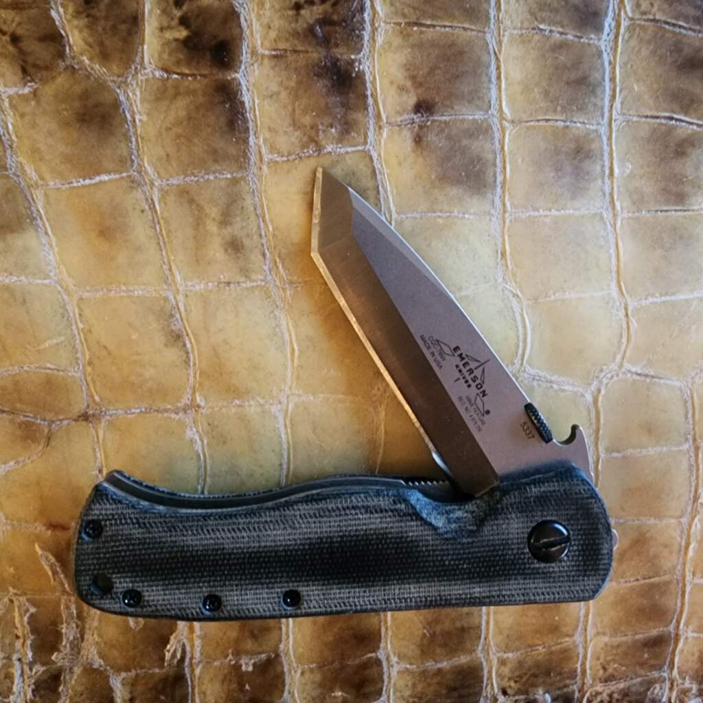 Emerson 5337 USA CQC-7BW Wave Feature very gently used – gallery image 5
