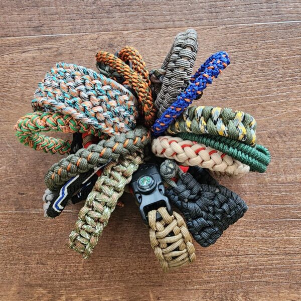 Paracord Bracelets knives for sale