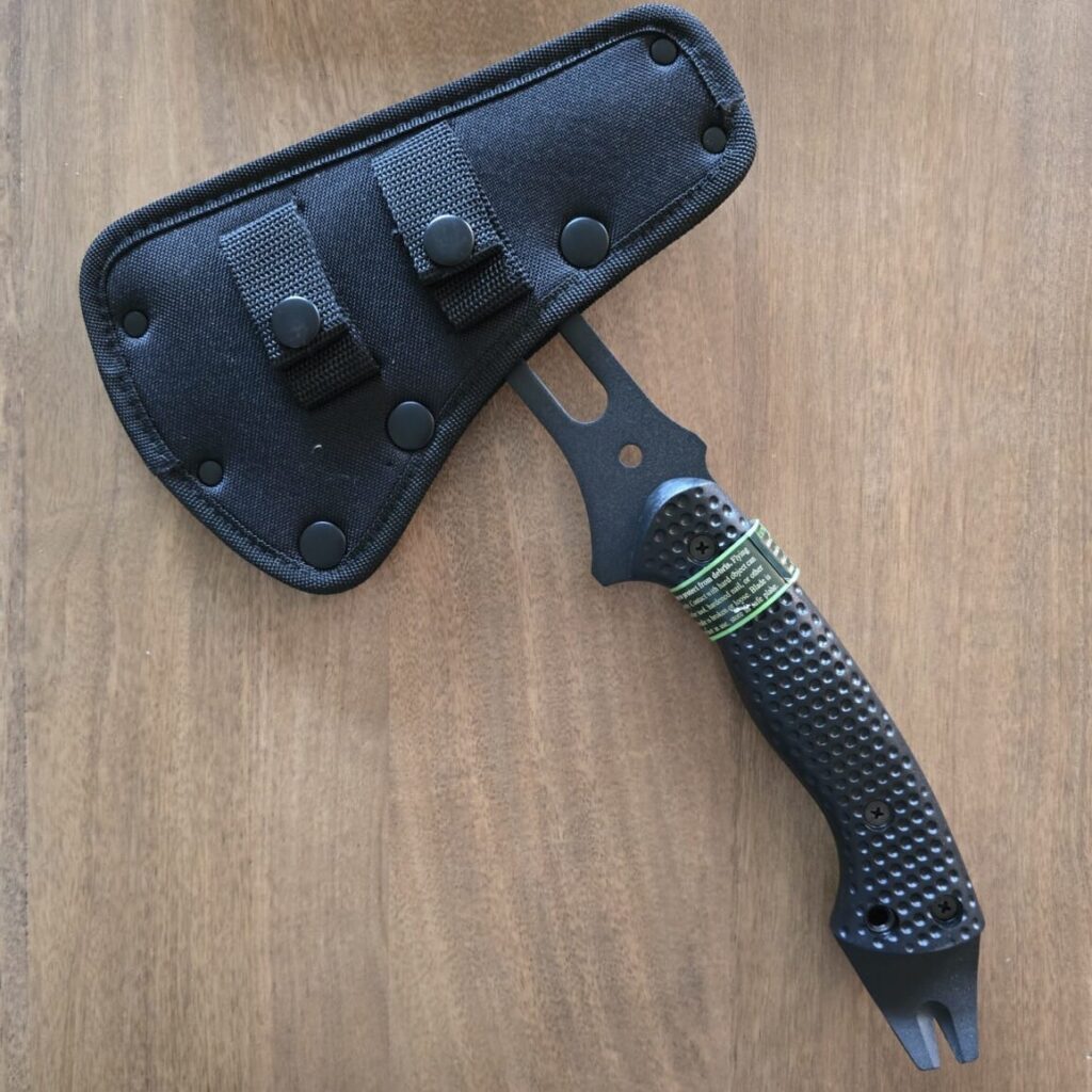 Schrade SCAXE5 12.8in Full Tang Tactical Hatchet with 3.1in High Carbon Steel Blade and Nylon Fiber Handle for Outdoor Survival, Camping and Everyday Tasks – gallery image 3