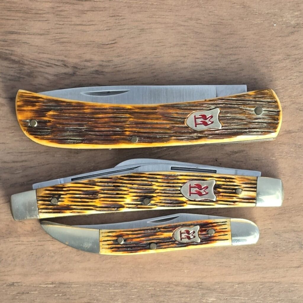 Kissing Crane Set of 3 Slip Joint Knives – gallery image 2