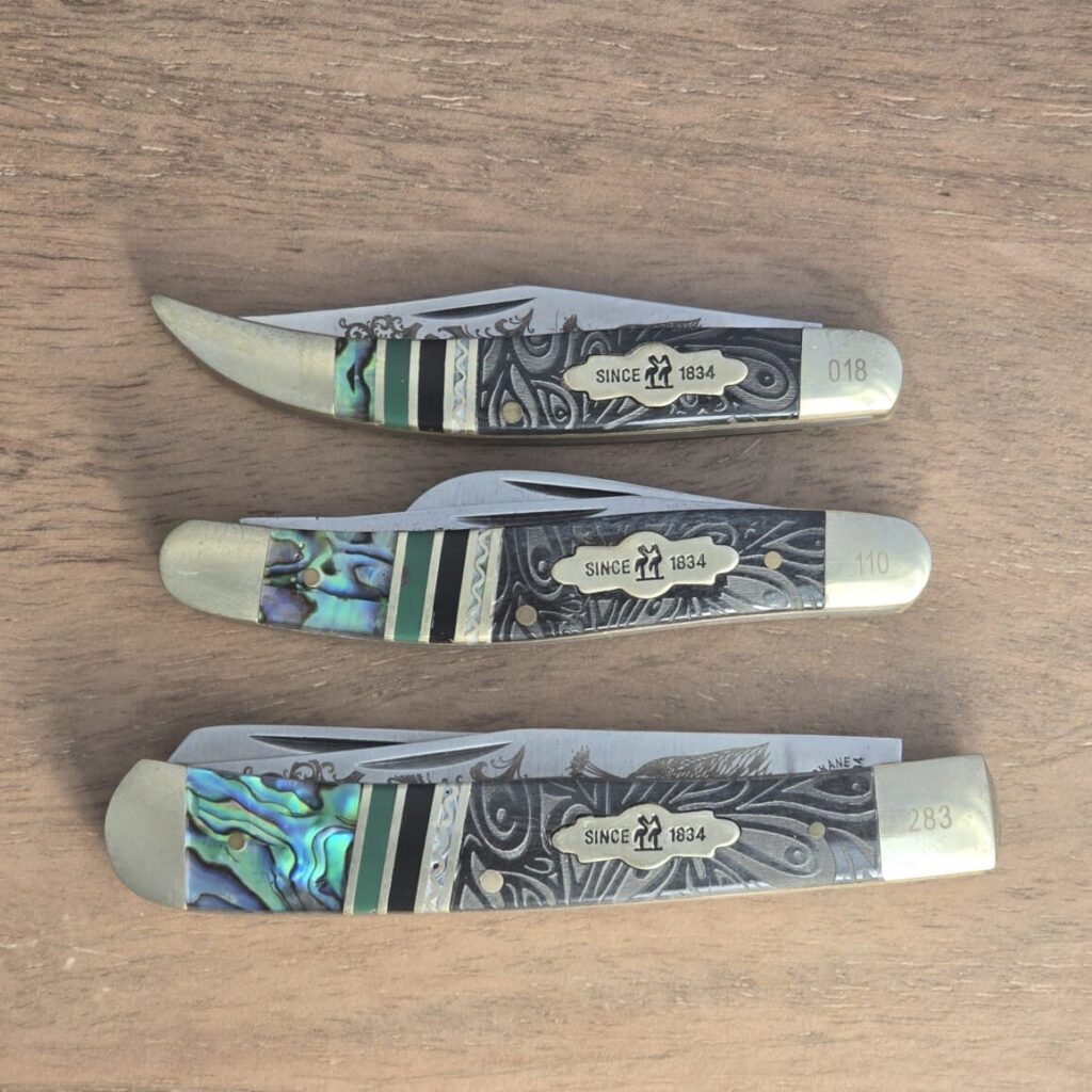 Kissing Crane Set of 3 Limited Edition Serialized Slip Joint Knives – gallery image 4