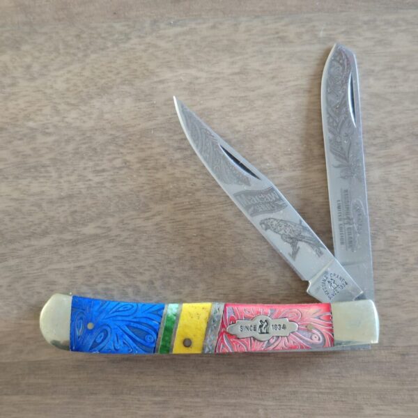 Kissing Crane Collectors Knife – gallery image 1