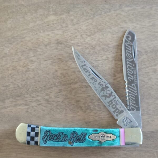 Kissing Crane Collectors Knife – gallery image 1