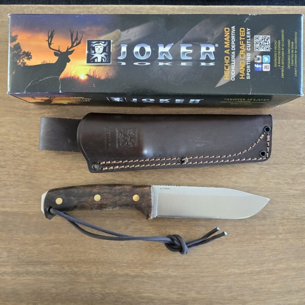 Joker Hunting Knife Nomad CN125 in Böhler N695 Steel, Black Leather Sheath and Walnut Wood Handle – gallery image 2