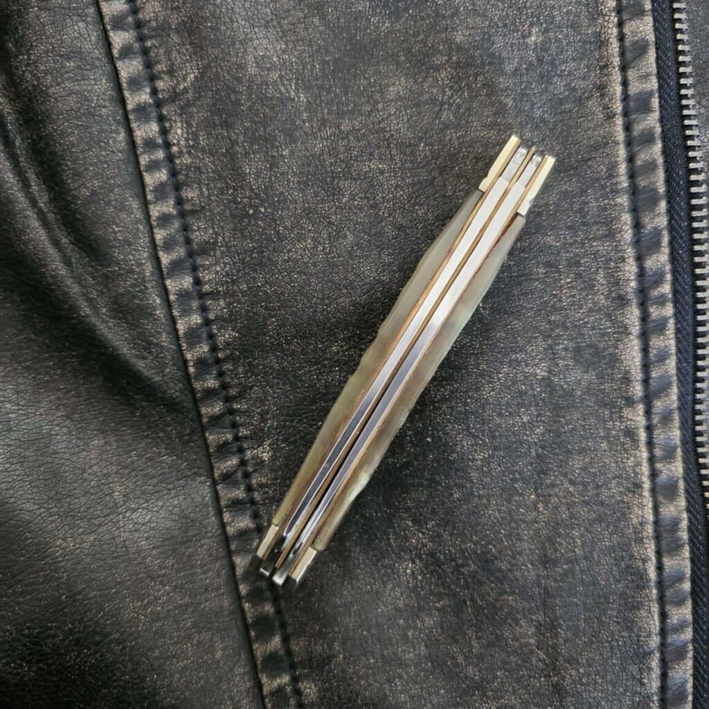 Frost Cutlery Ox Horn Trapper – gallery image 3