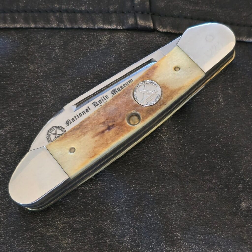Case National Knife Museum 1986 Stag Gunboat Canoe 5394. – gallery image 2