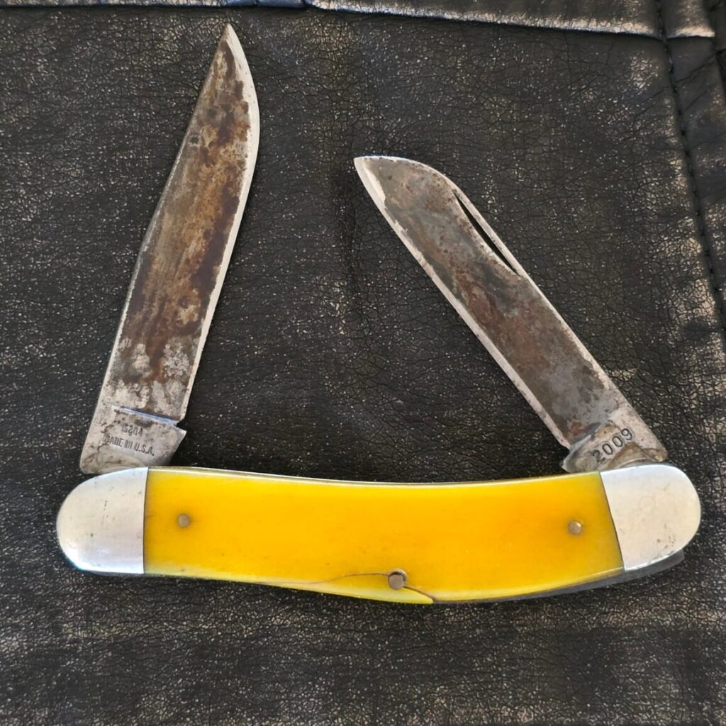 Moore Maker Matador TX 204 in Yellow Smooth Bone USA Heavily Used, cracked scale – gallery image 4