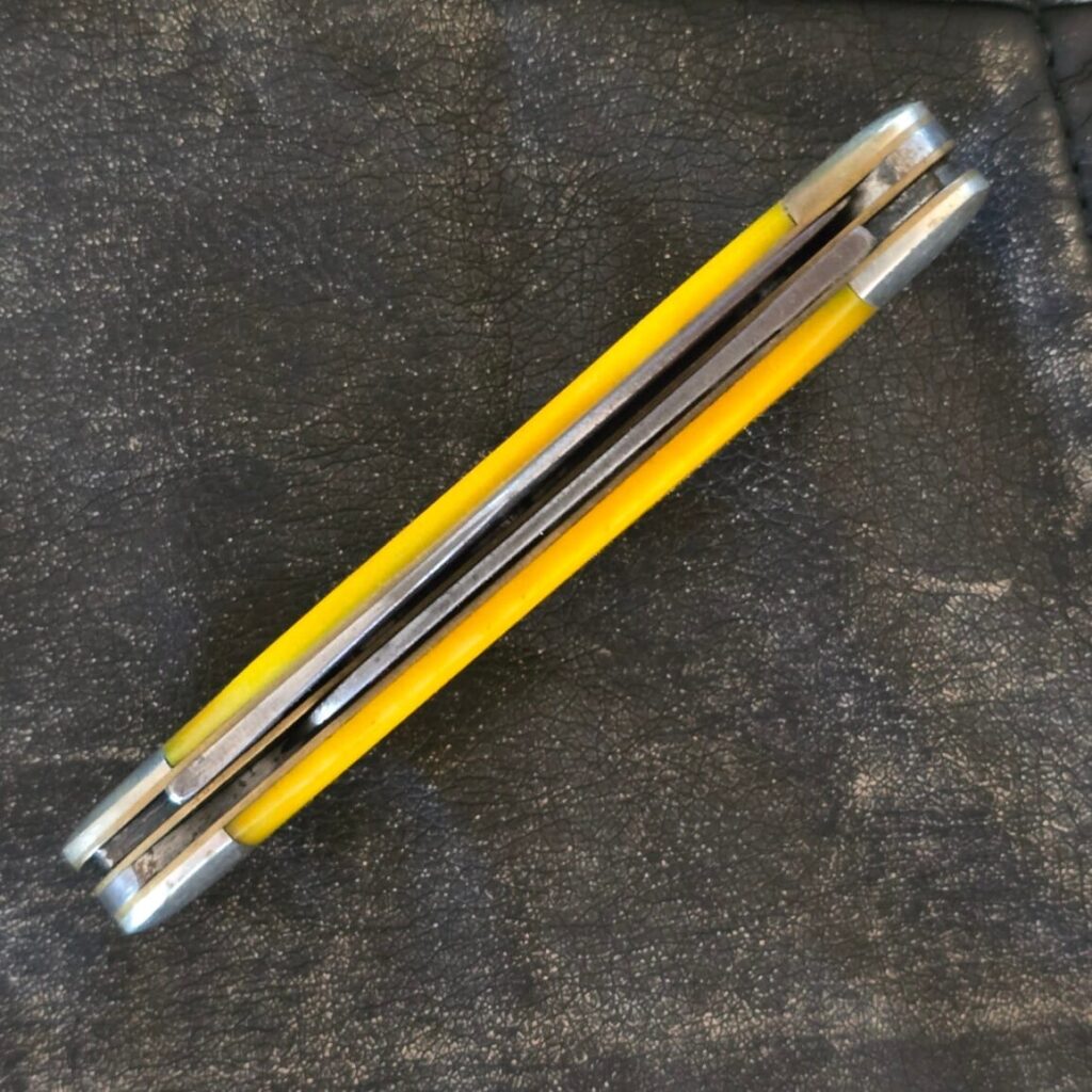 Moore Maker Matador TX 204 in Yellow Smooth Bone USA Heavily Used, cracked scale – gallery image 3