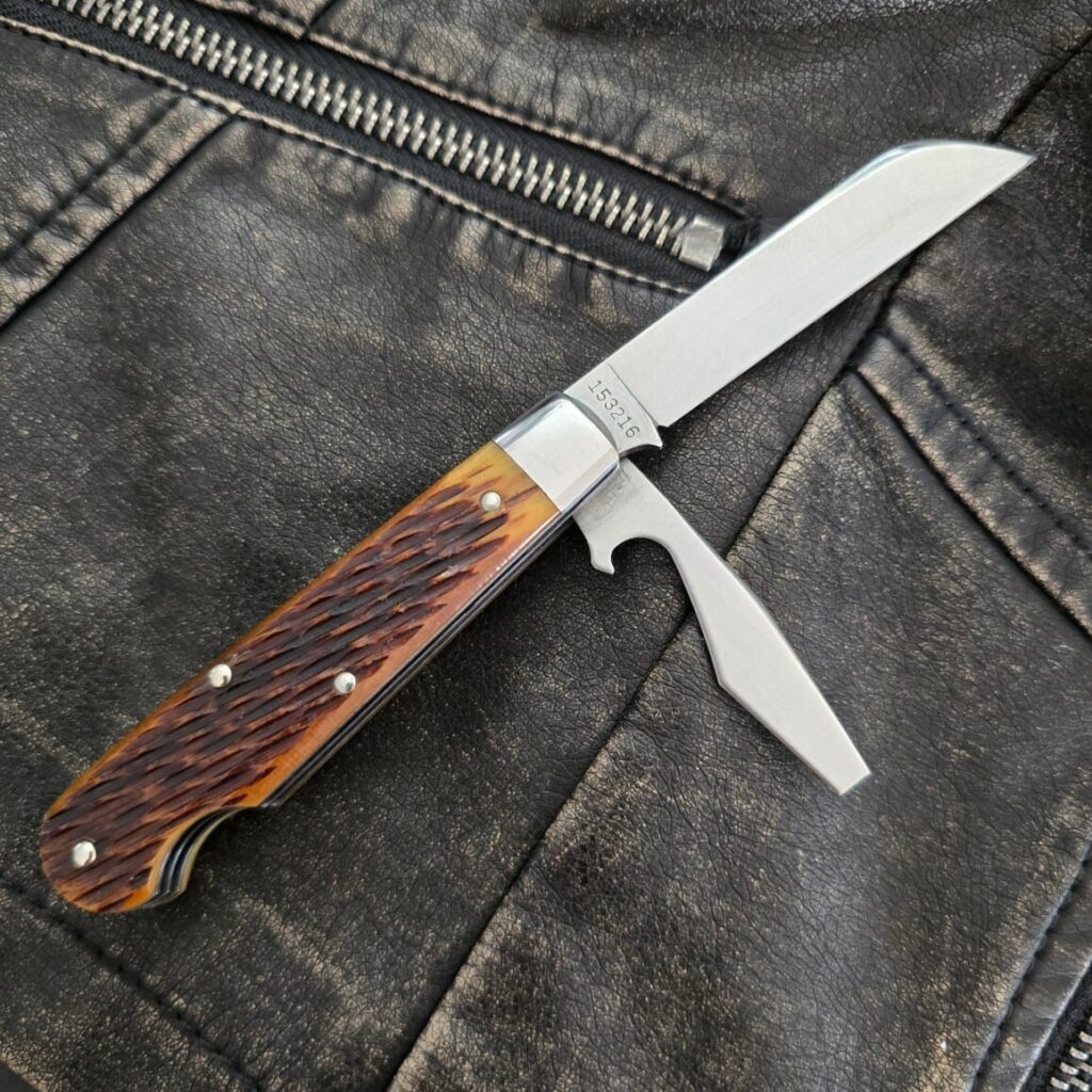 Great Eastern Cutlery #153216 CL Antique Yellow Jigged Bone – gallery image 4