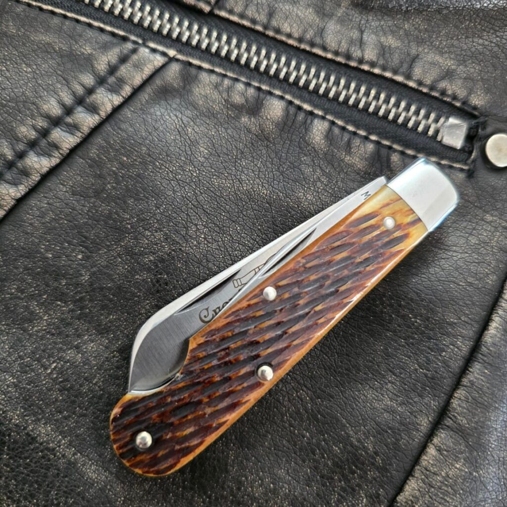 Great Eastern Cutlery #153216 CL Antique Yellow Jigged Bone – gallery image 5