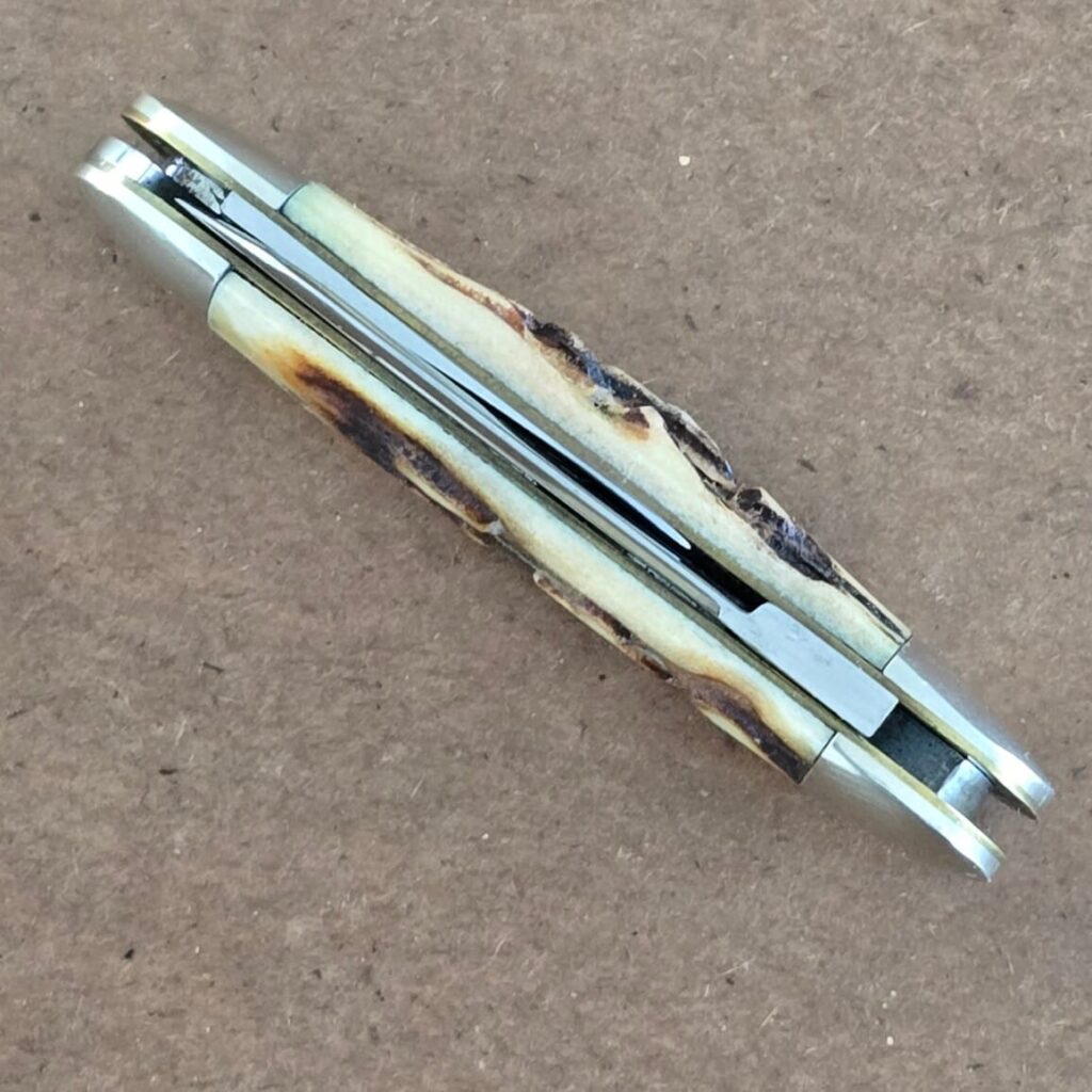 Great Eastern Cutlery #262209 Burnt Stag note age patina and engraved Blade seen on pictures – gallery image 3