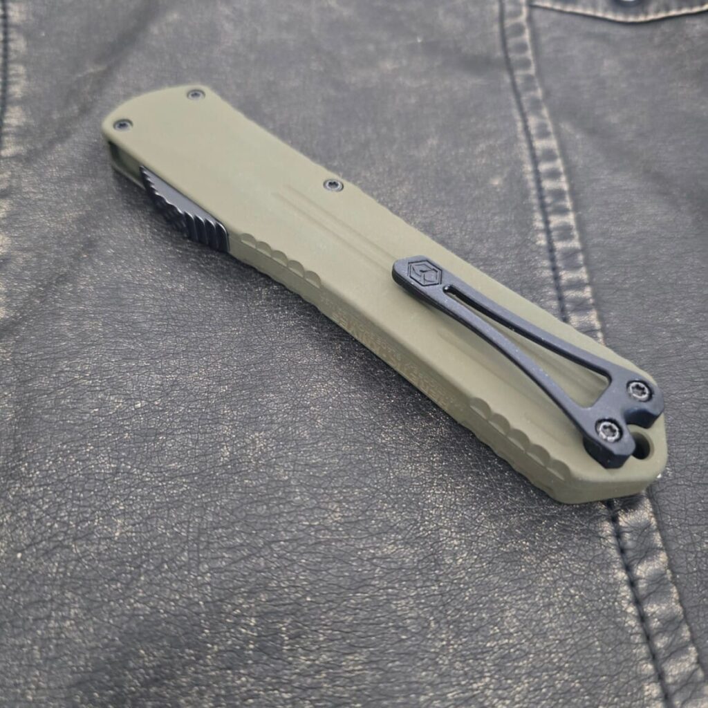 Heretic Blade Show 2022 Manticore X Double Edge Battleworn Black Bomb Green – gallery image 4