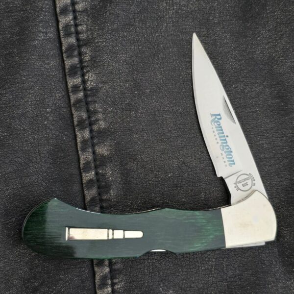 Remington Bullet 1 of 2500 R50032-B Green Smooth Wood 2019 – gallery image 1