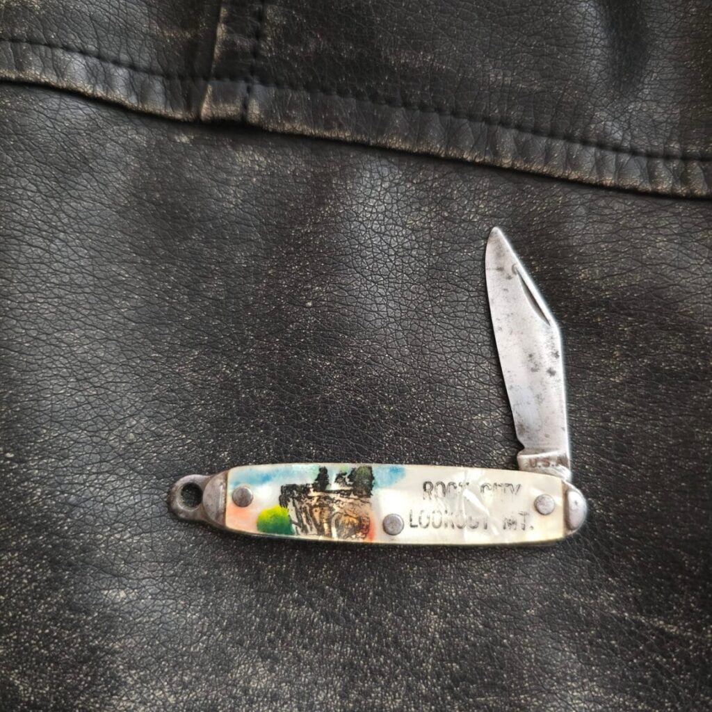 Vintage USA Rock City Lookout MT Mini Folder knife for sale