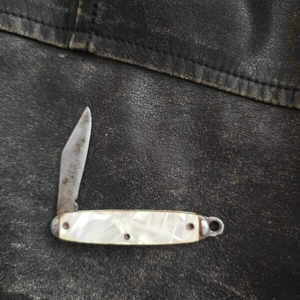 Vintage USA Rock City Lookout MT Mini Folder