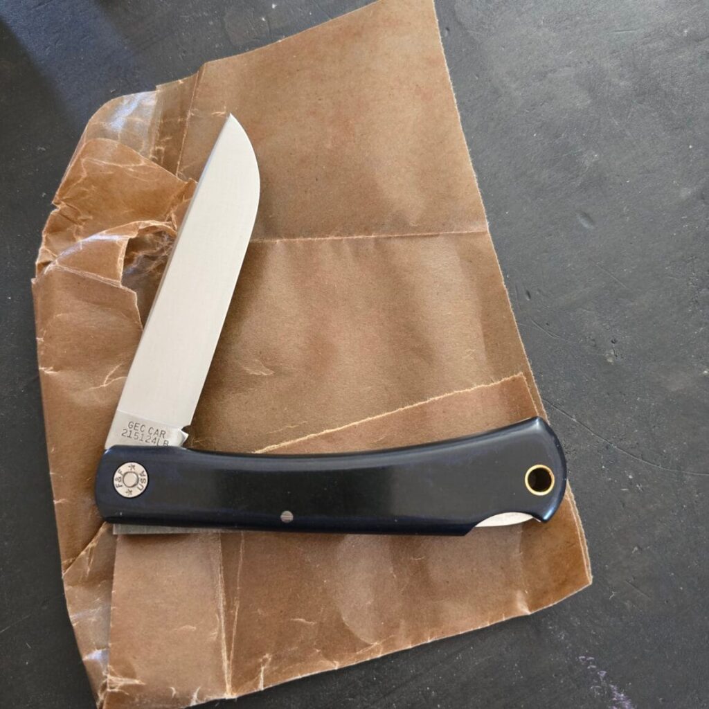 Great Eastern Cutlery #215124 LB Blue Black Richlite – gallery image 4