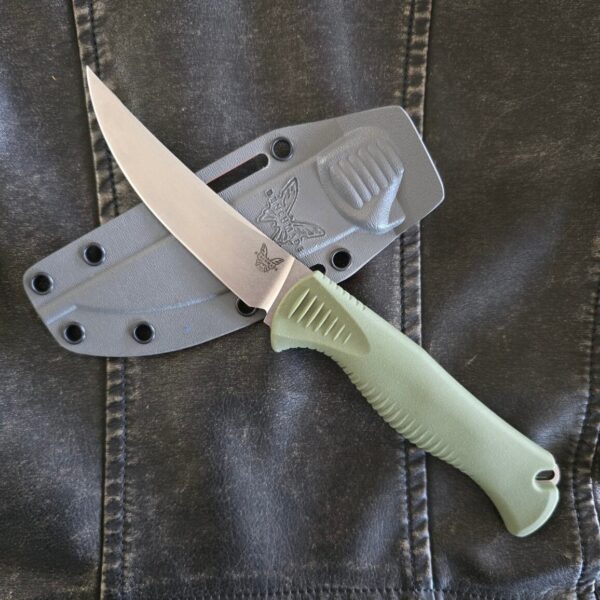 Benchmade 4" Meatcrafter 15505 Select Edge Fixed Blade in CPM-154