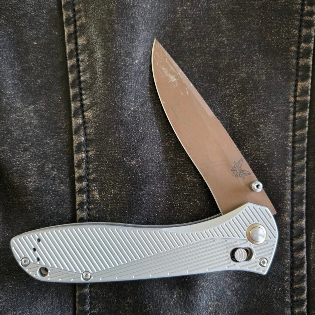Benchmade Seven Ten 710 FE-24 in Gray Aluminum and CPM-S90V USED – gallery image 4
