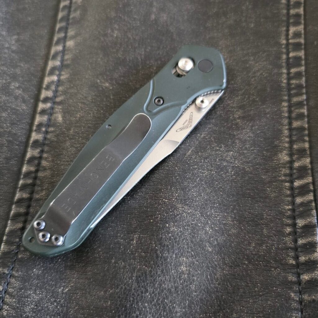 Benchmade 940 Osborne Design Green/Purple Aluminum and CPM-S30V Reverse Tanto Folding Knife – gallery image 5