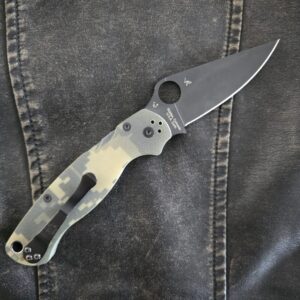 Spyderco PM 3 Digi Camo and Black (gently used)