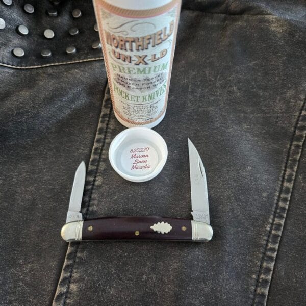 Great Eastern Cutlery #620220 Maroon Linen Micarta