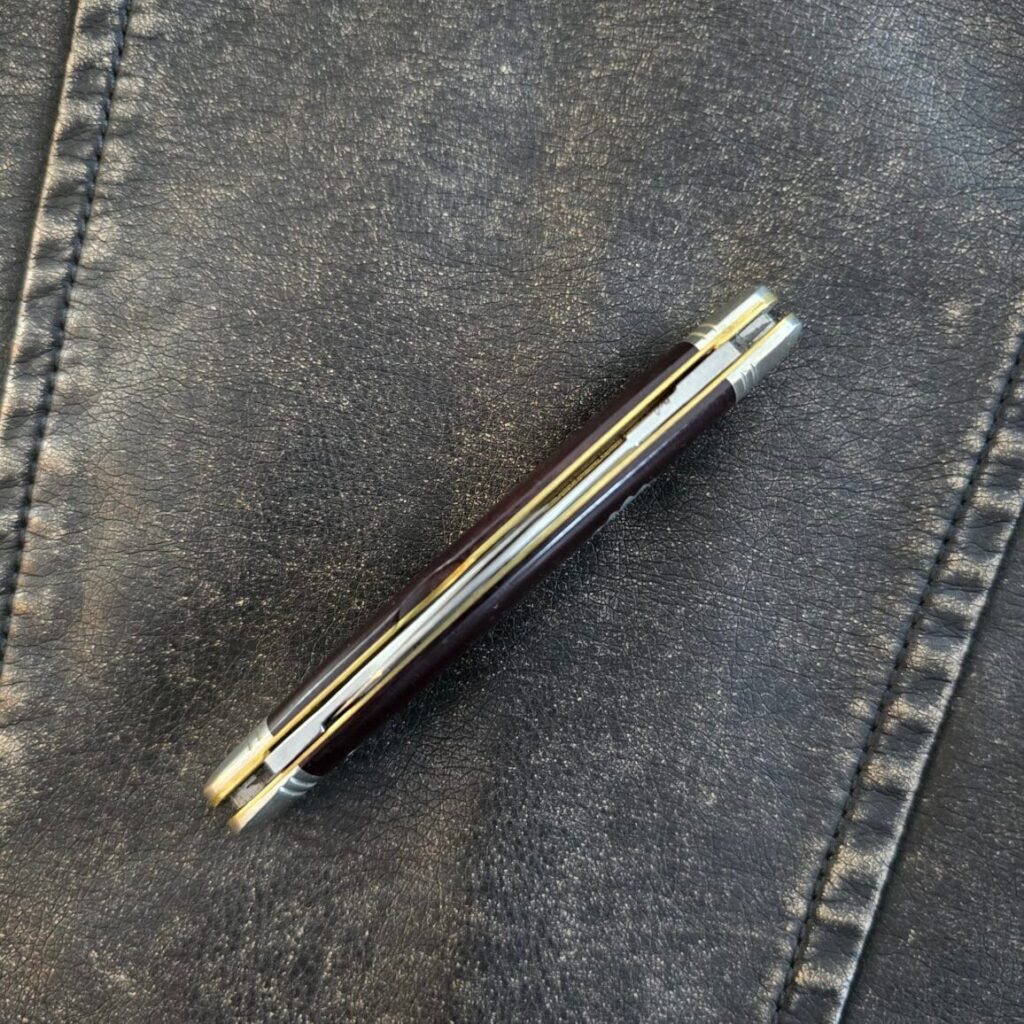 Great Eastern Cutlery #620220 Maroon Linen Micarta – gallery image 3