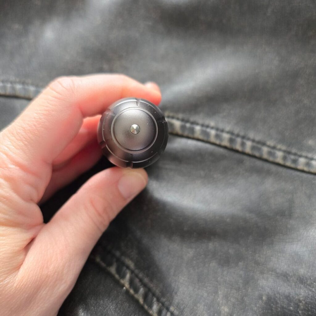 Bestechman By Bestech Knives BM04 Aluminum Waterproof Container with glass breaker/Keychain – gallery image 3