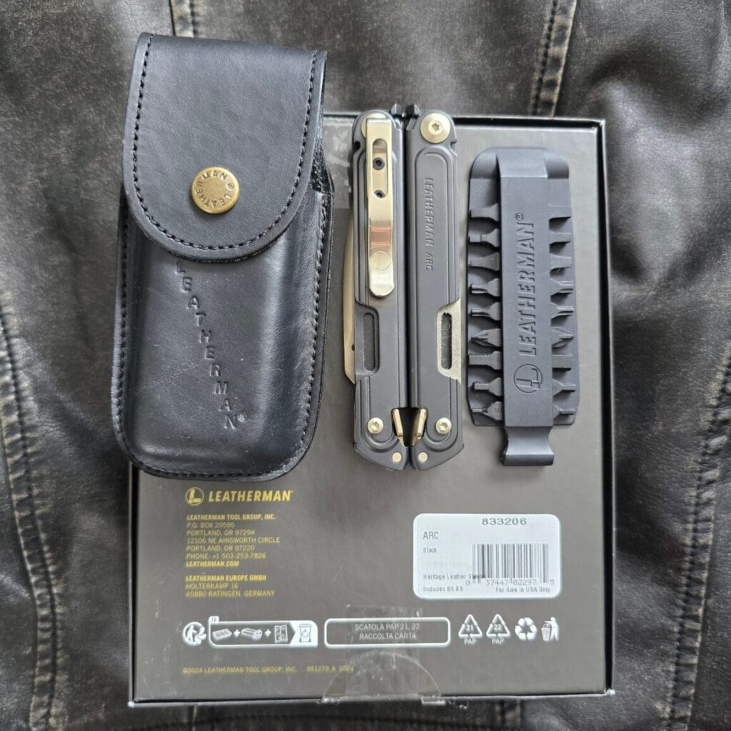 Leatherman Limited-Edition ARC Obsidian Black 833206 – gallery image 8