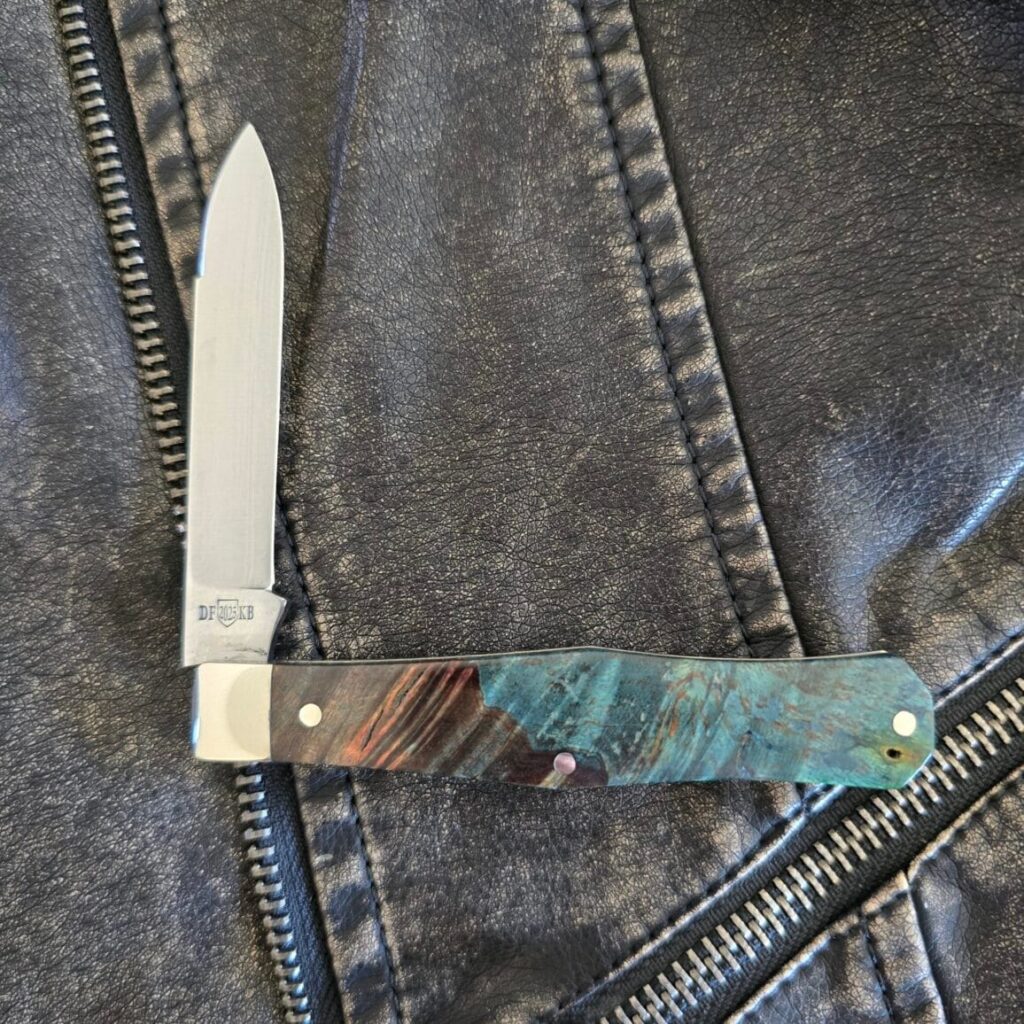 Titusville Cutlery Lexingtonian in Green Maple Burl and 1095 Carbon by Daniels 03/2025 (1 of 15) – gallery image 4