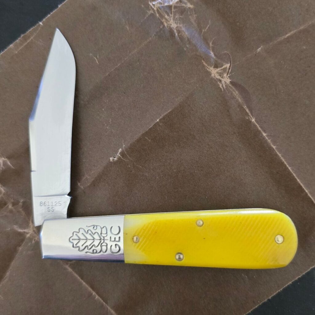 Great Eastern Cutlery #861125 SS Yellow Sawcut Bone – gallery image 3