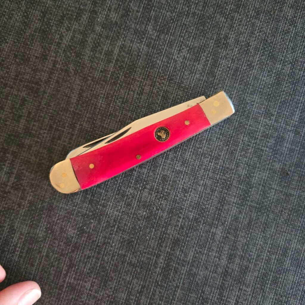 Frost Cutlery Trapper in Red Bone – gallery image 4