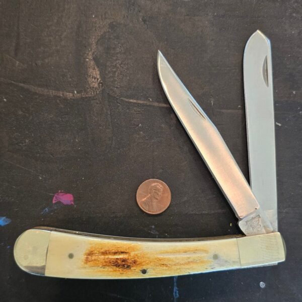 Frost Cutlery Jumbo Folding Knife in Brown Jigged Bone – gallery image 1