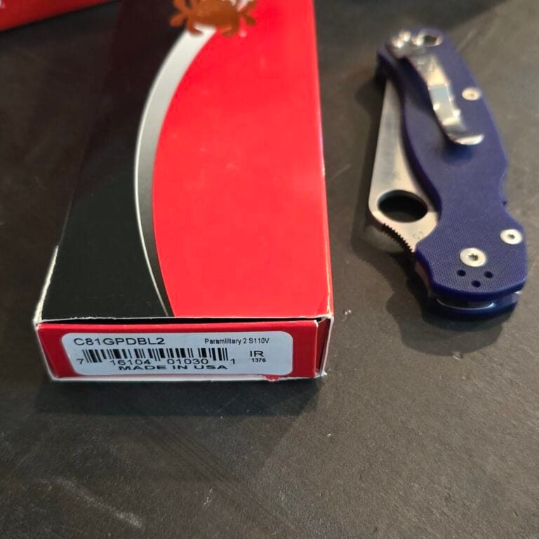 Spyderco Paramilitary 2 S110V C81GPDBL2