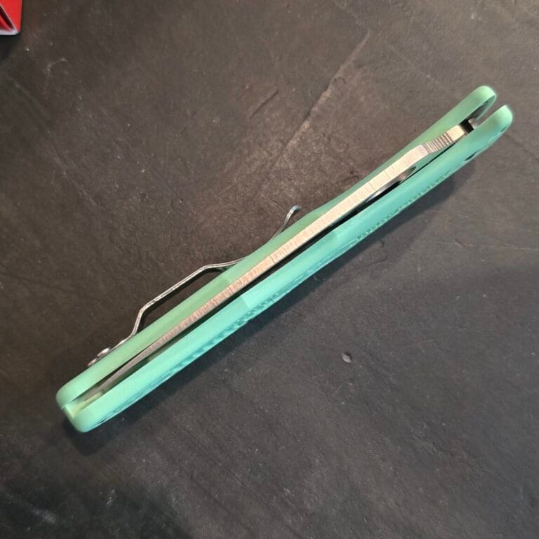 Spyderco Endura Mint FRN CPMM4 C10FPGRM4