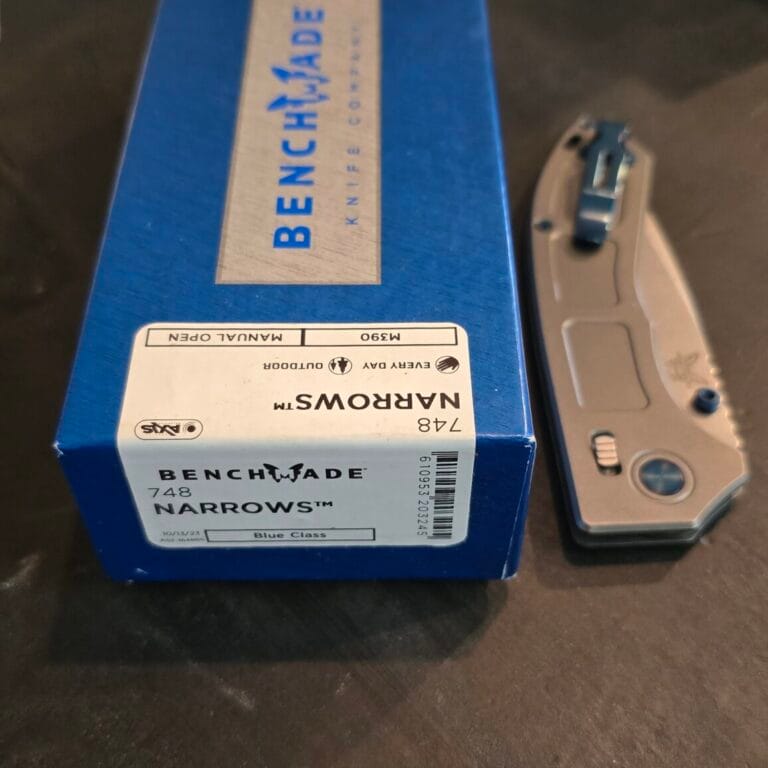 Benchmade Narrows 748 M390