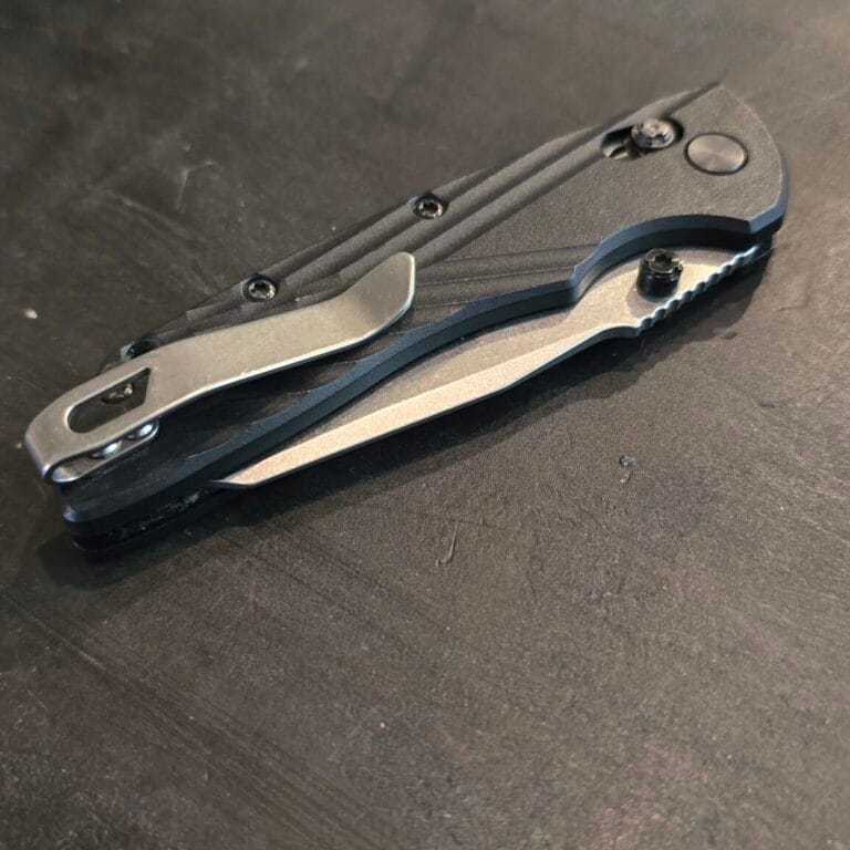 Houge Deka 24369 w/ Lynch Clip (gently used)