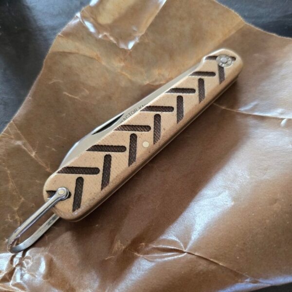 Great Eastern Cutlery #962125 Traction Jigged Muslin Micarta PROTOTYPE