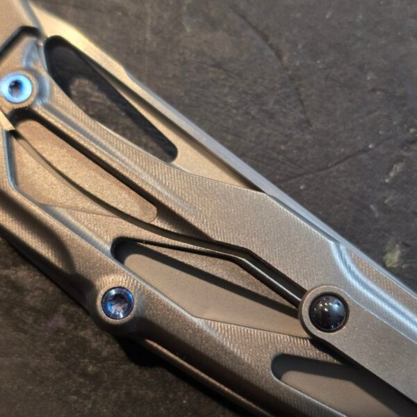 Rike Knives RK-11952-1 in Gray Titanium and N690CO