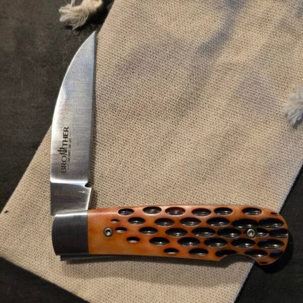 Watchman Brother 1506 with Bone Grips, Lock Back Pocket Knife