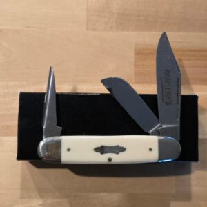 Shapleigh's Cattleman's Knife in Smooth White Bone Made in Germany