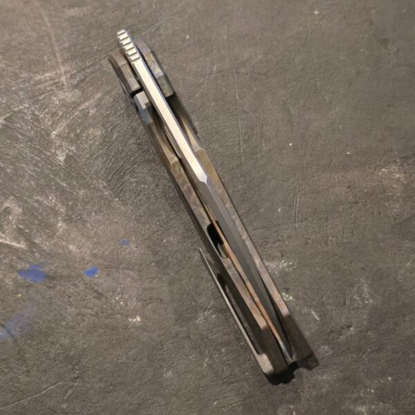 TwoSun TS140 Bowhead in M390 With Factory Custom Finished Titanium